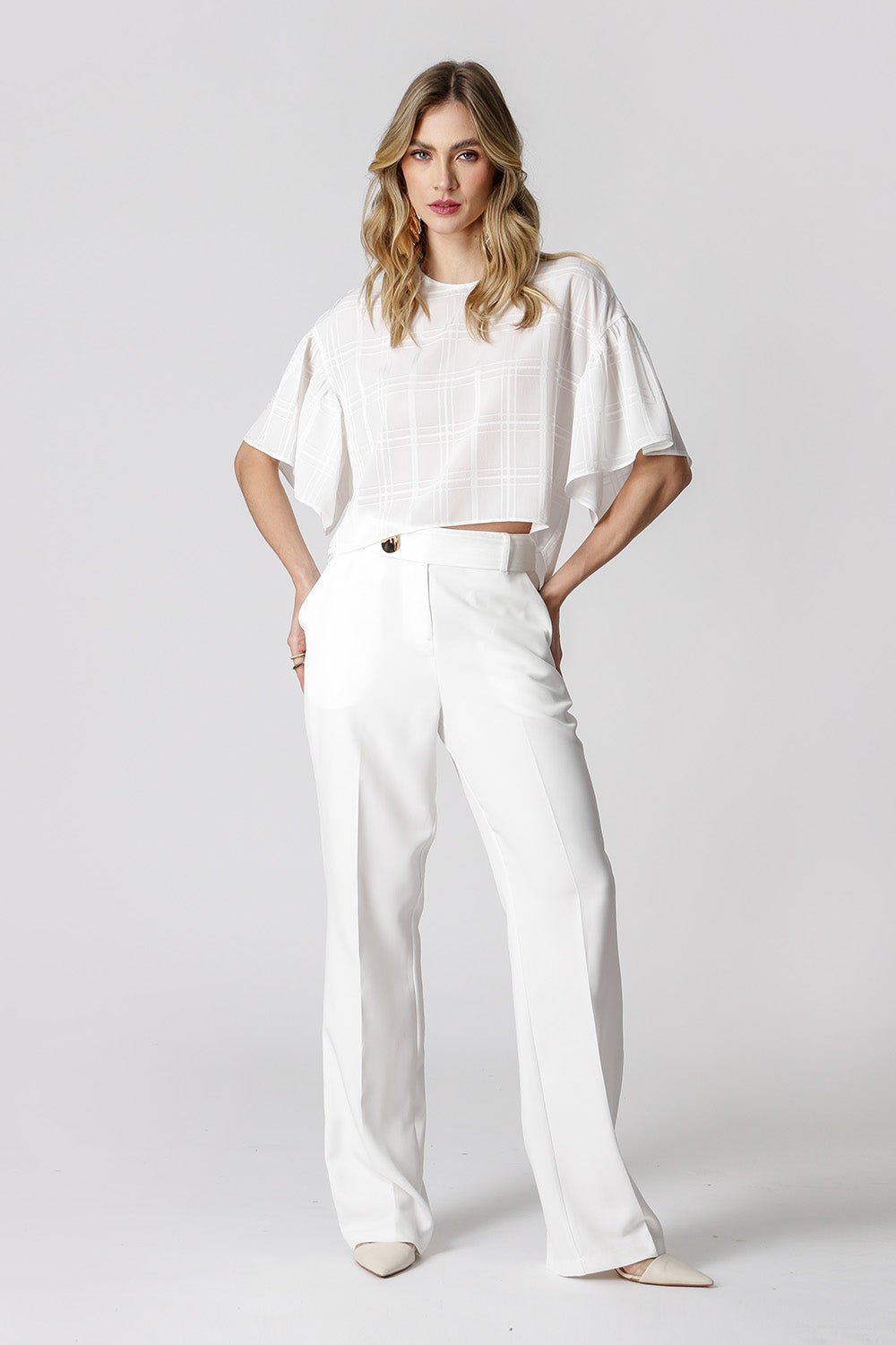 OFF WHITE