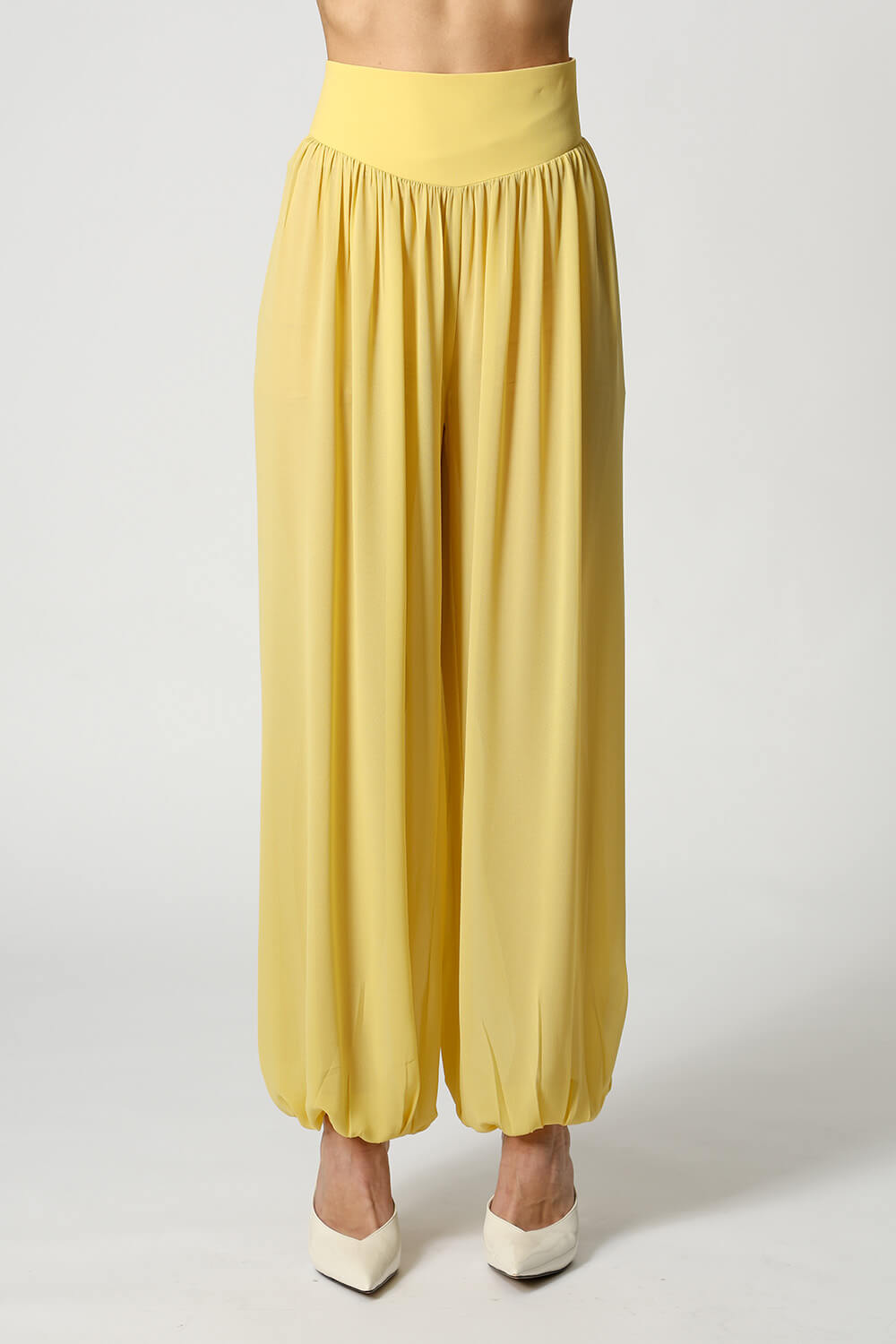 AMARELO