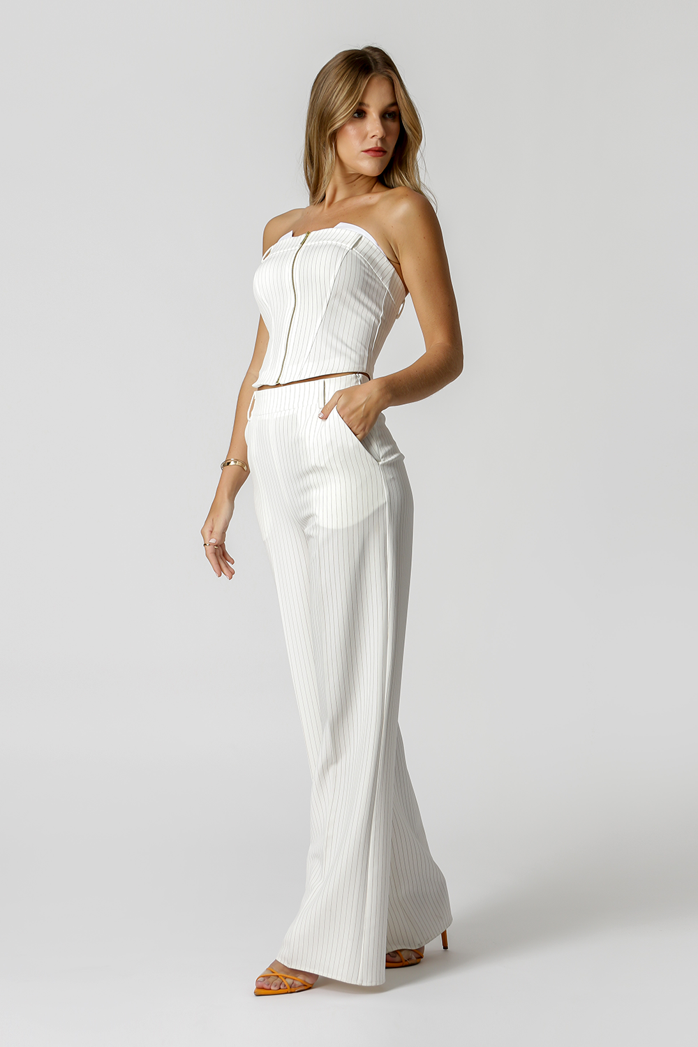 OFF WHITE 7182