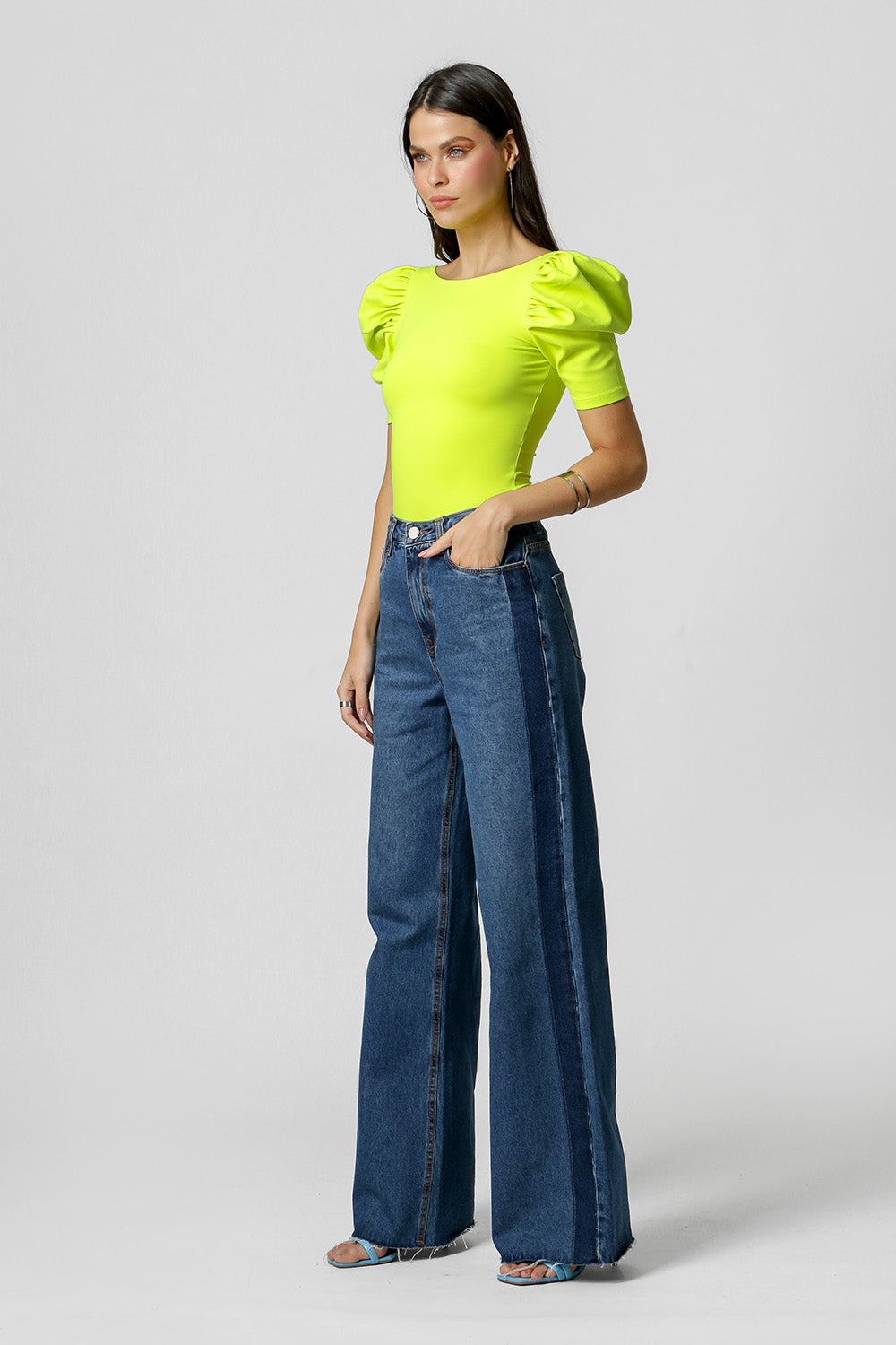 AMARELO NEON