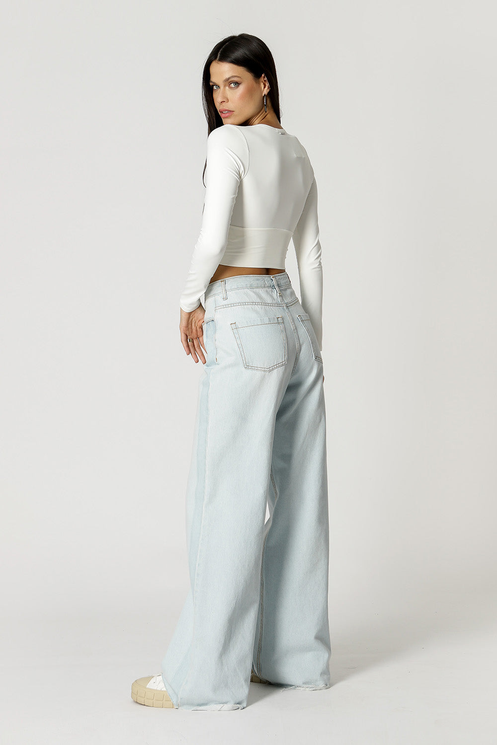OFF WHITE 1
