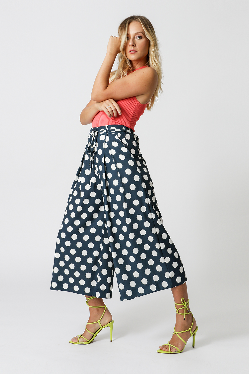 Pantalones Pantacourt Estampados - BLANCO ROJO 7167