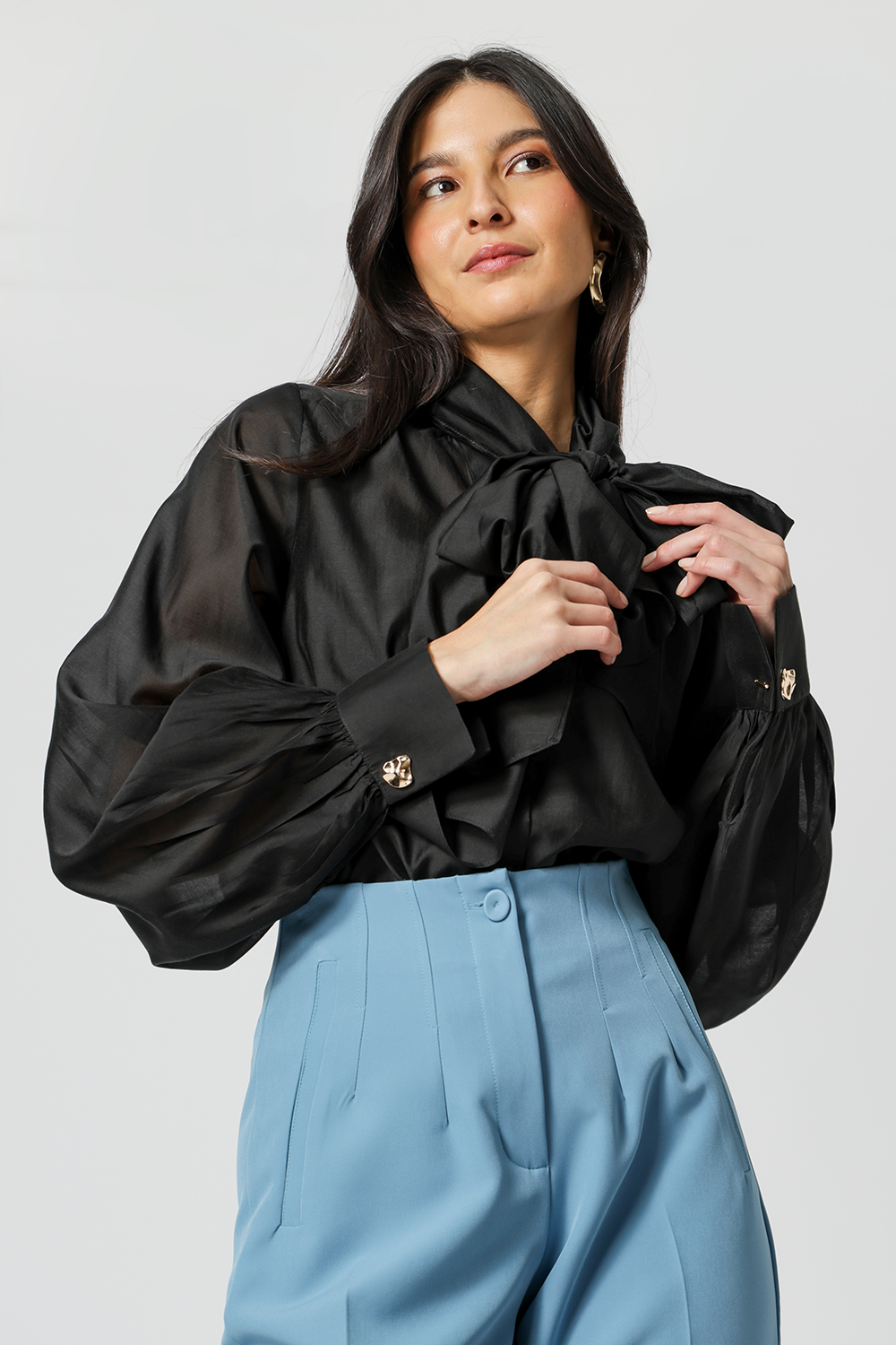 Camisa Com Laço Amplo - PRETO