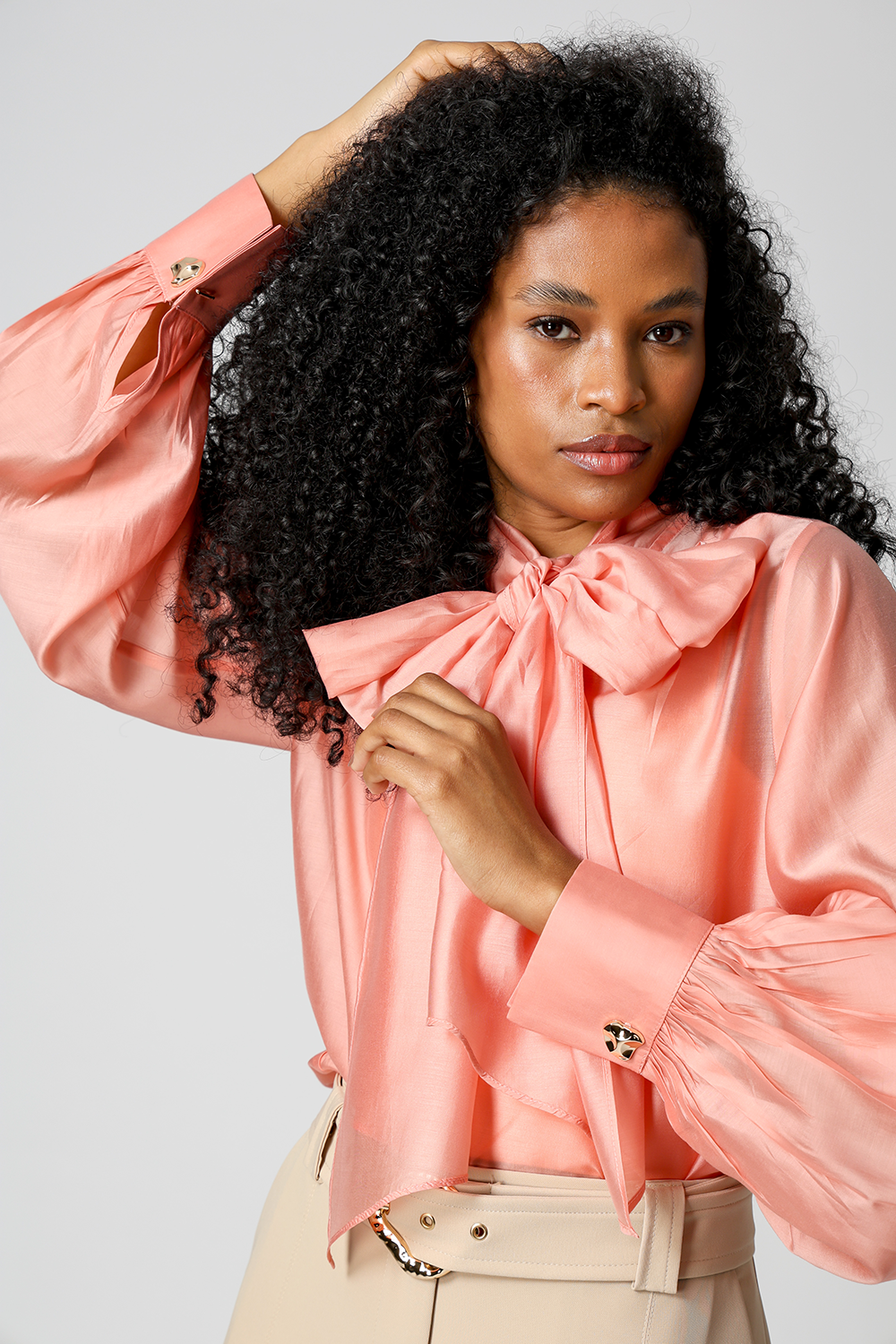 Camisa Com Laço Amplo - SALMAO