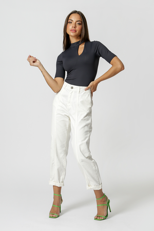 Body Com Vazado Assimétrico - PRETO