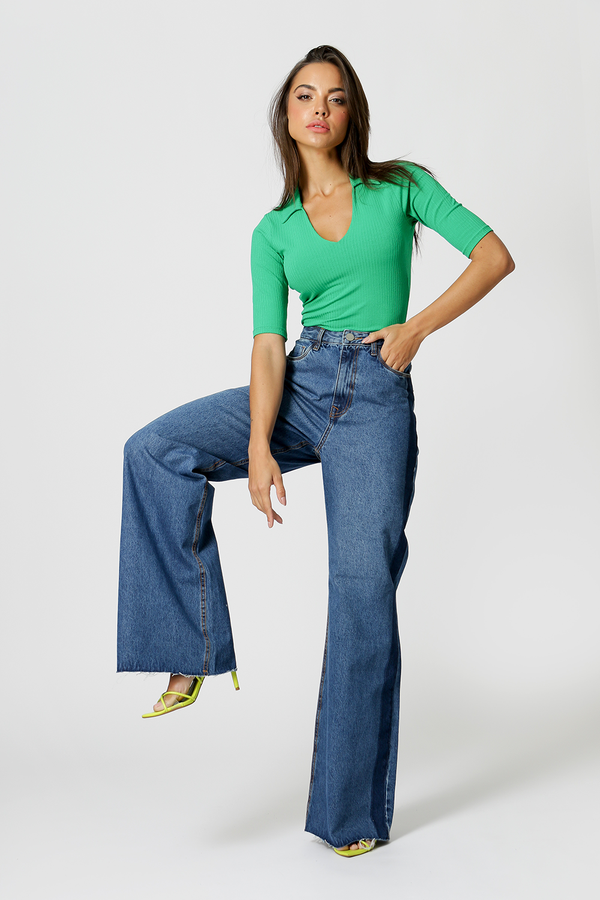 Blusa básica con cuello en V - FLAG 2