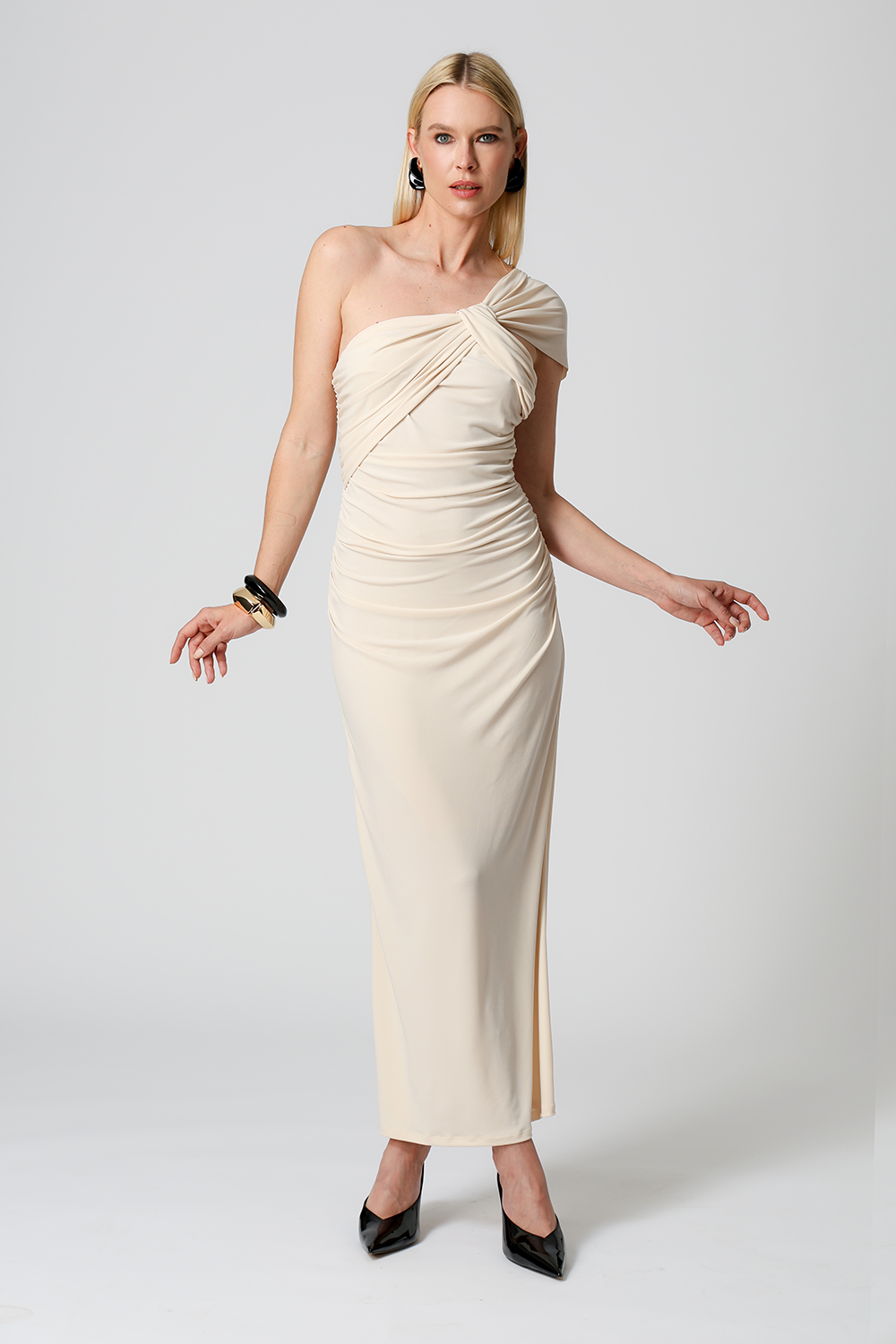 Vestido Drapeado Ombro Único - CRU