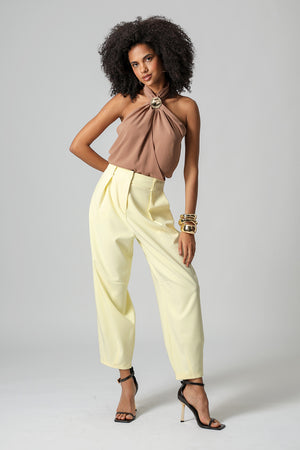 Blusa Transpassada Com Passante Dourado - MARROM