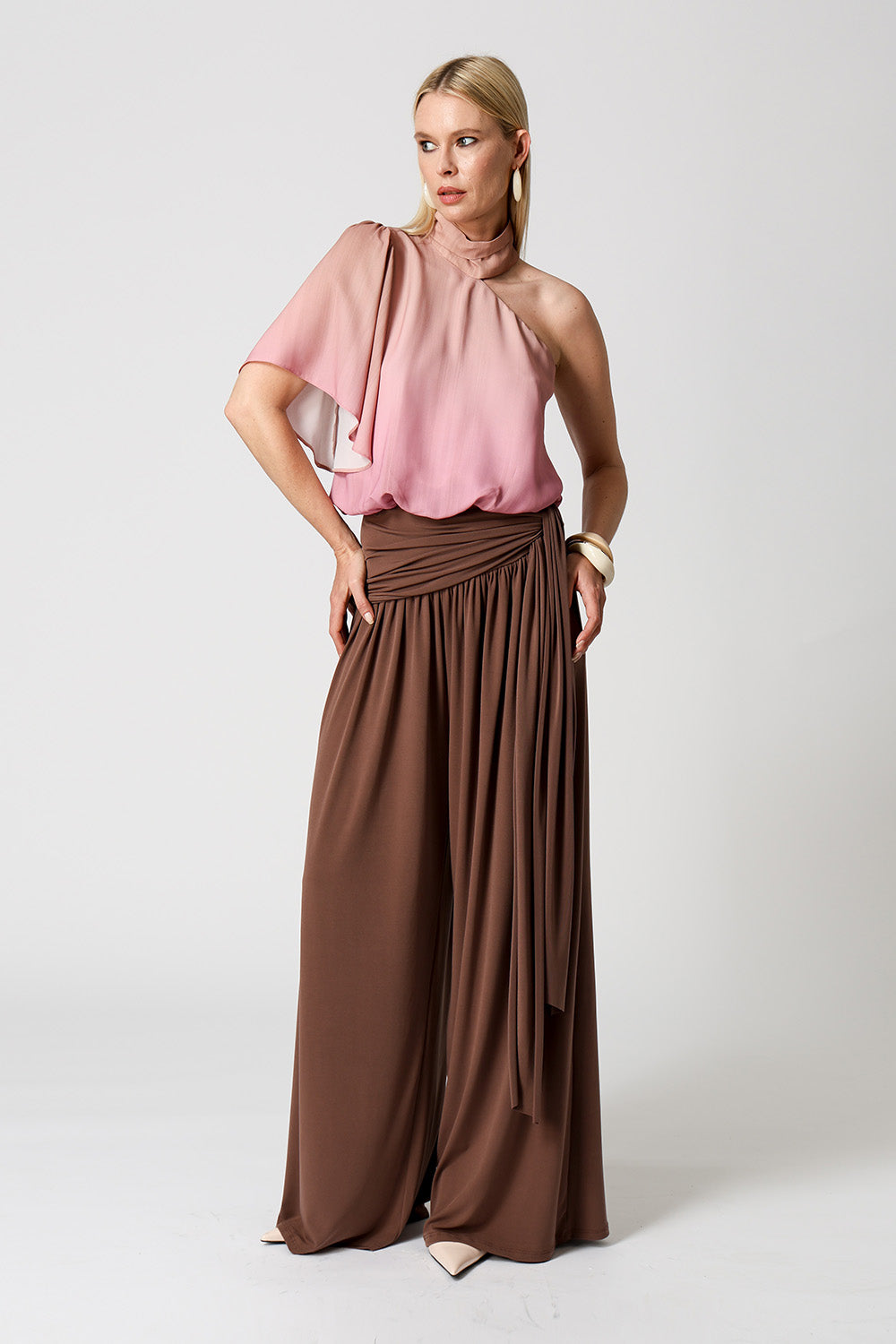 Blusa Estampada Balonê Ombro Único - AREIA 6092