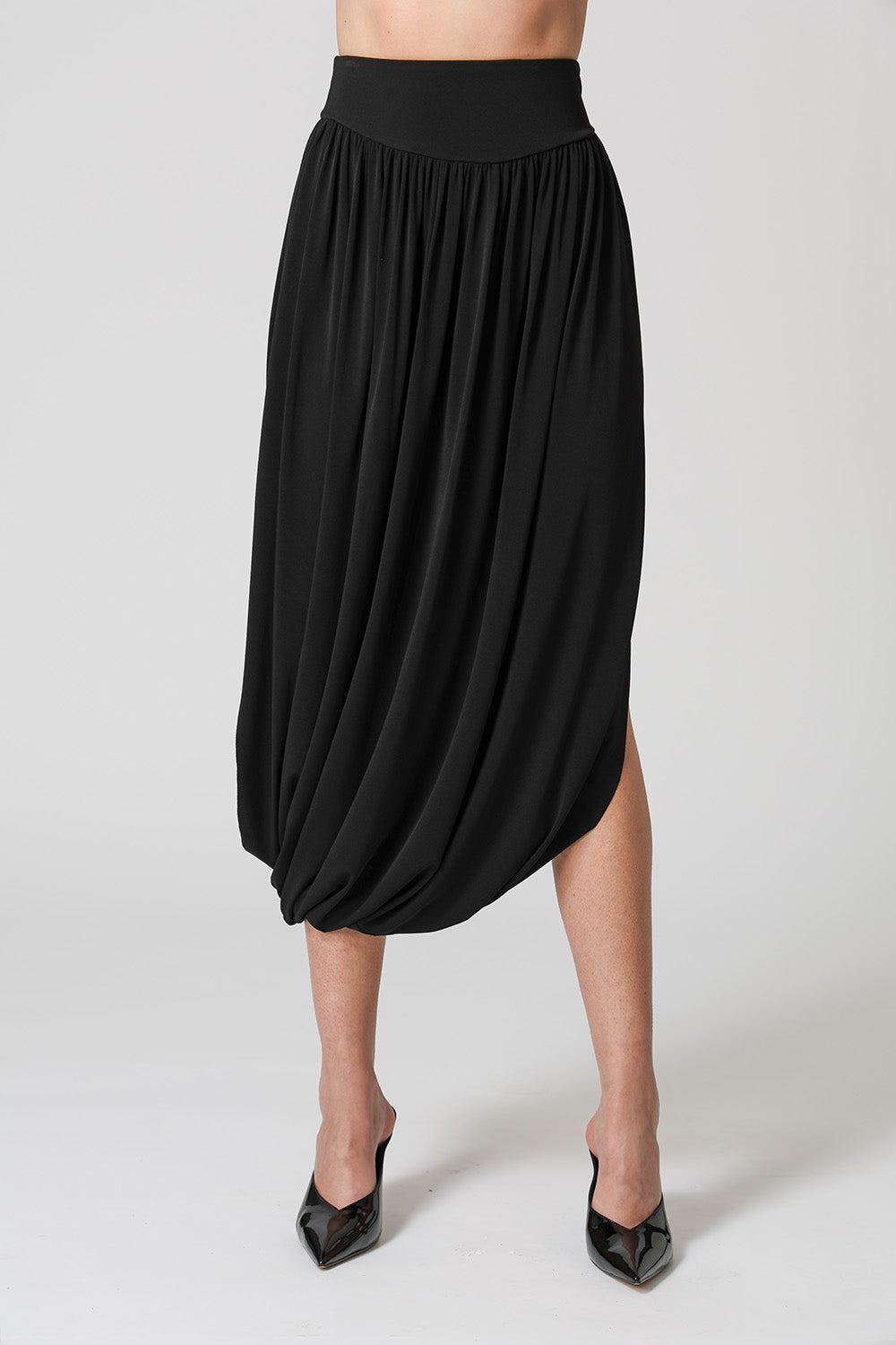 Saia Franzida Com Fenda Lateral - PRETO