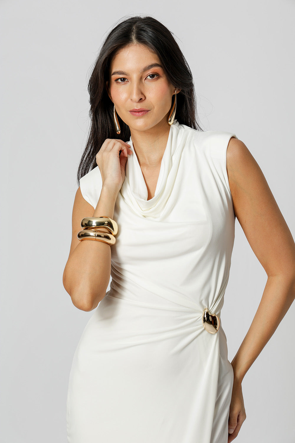 Vestido Transpassado com Acessório - OFF WHITE