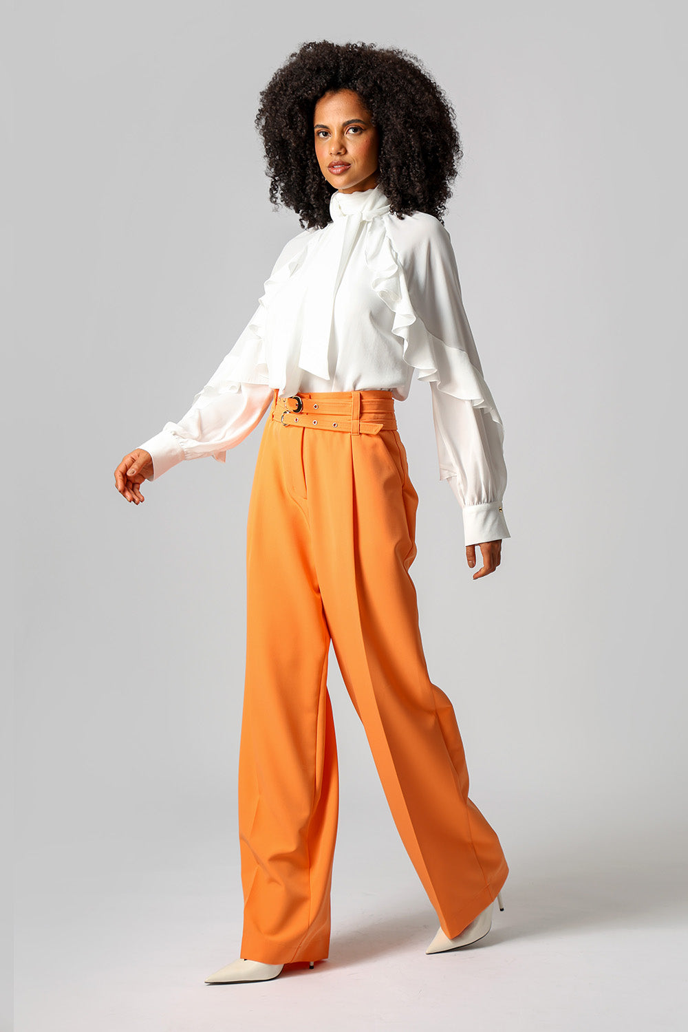 Blusa Ampla Com Babados - OFF WHITE