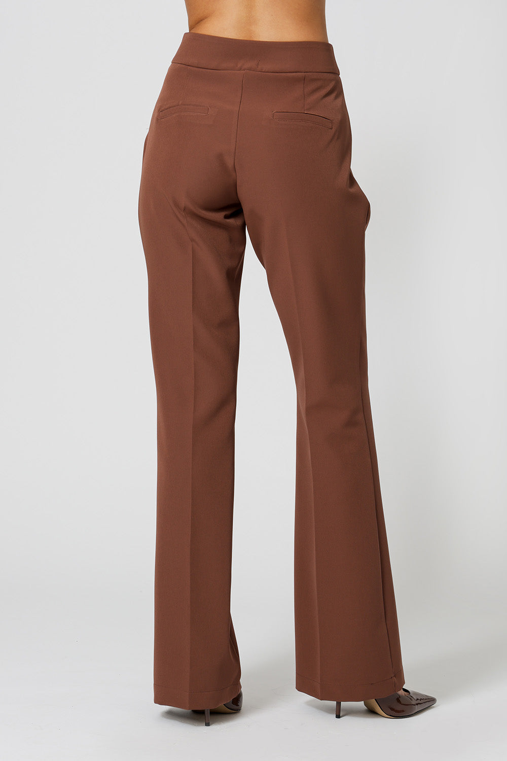 Calça Semi Flare Alfaiataria - TABACO