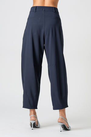 Calça Barrel Com Pregas e Bolsos - MARINHO