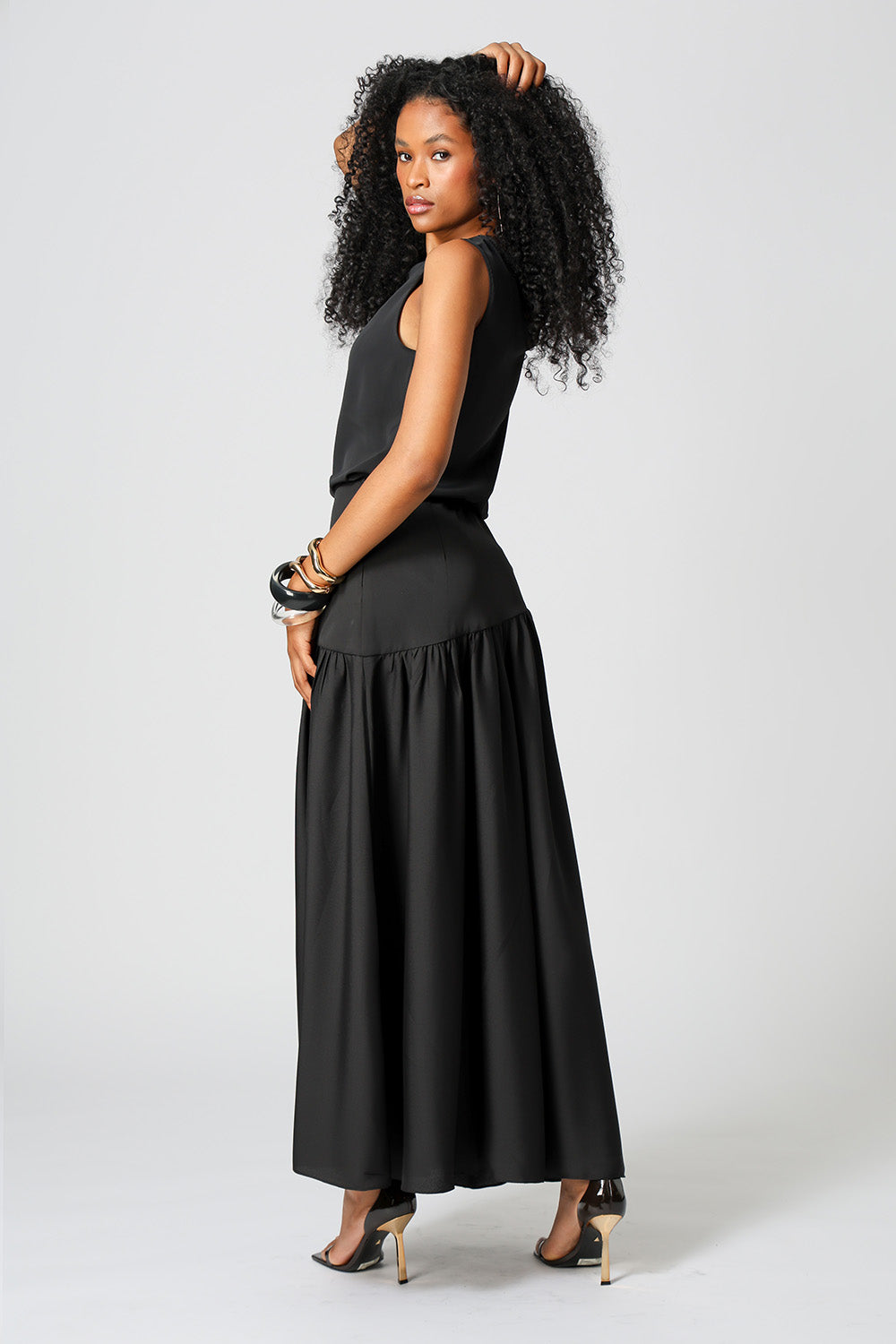 Blusa Decote Assimétrico Com Prega - PRETO