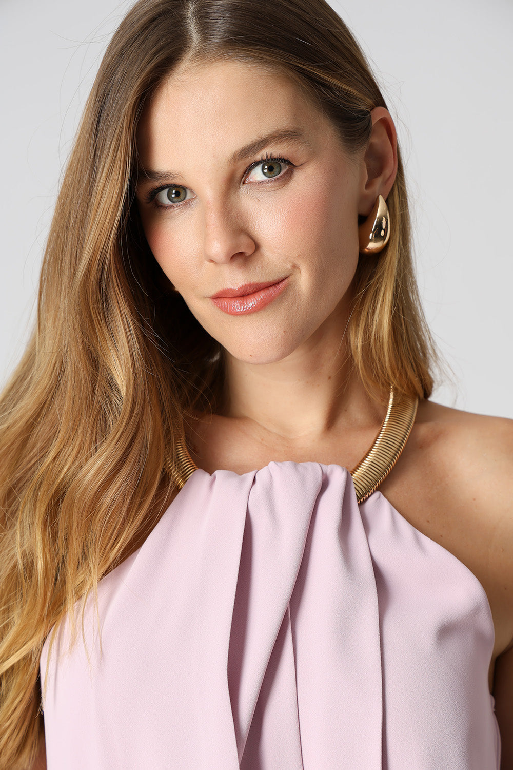 Vestido Cava Americana Com Gargantilha - LILAS CLARO