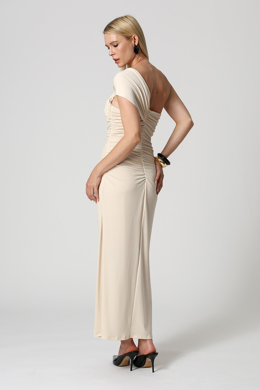 Vestido Drapeado Ombro Único - CRU