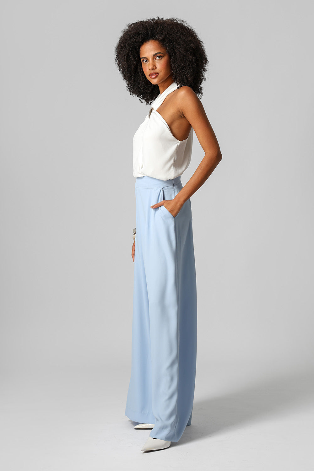 Blusa Transpassada Com Passante Dourado - OFF WHITE