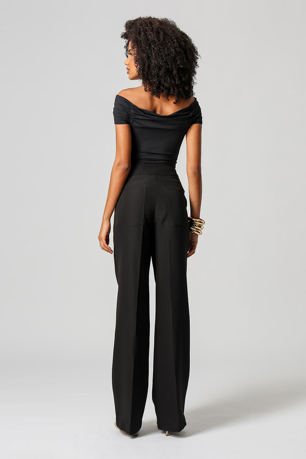 Blusa Drapeada Com Acessórios - PRETO