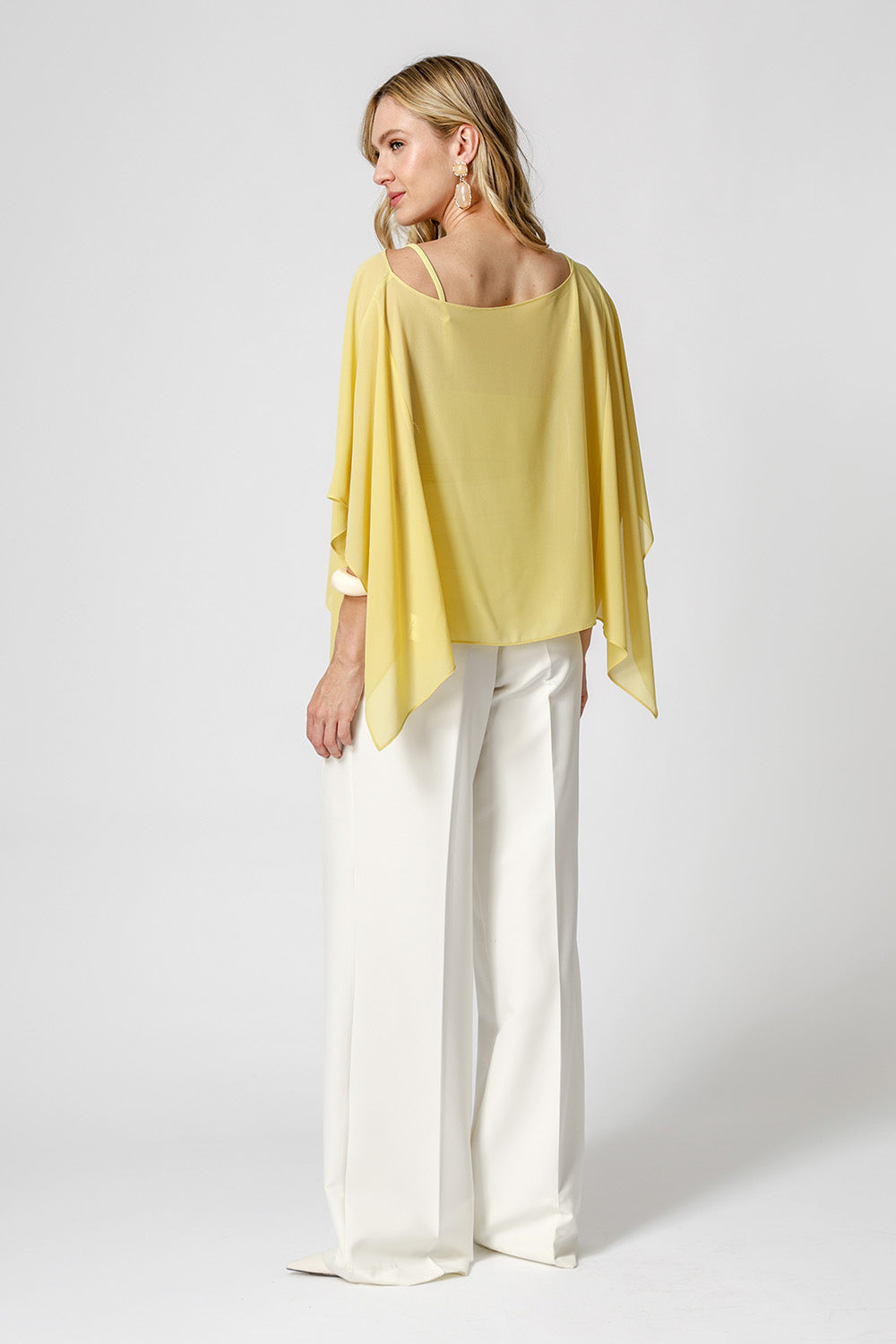 AMARELO