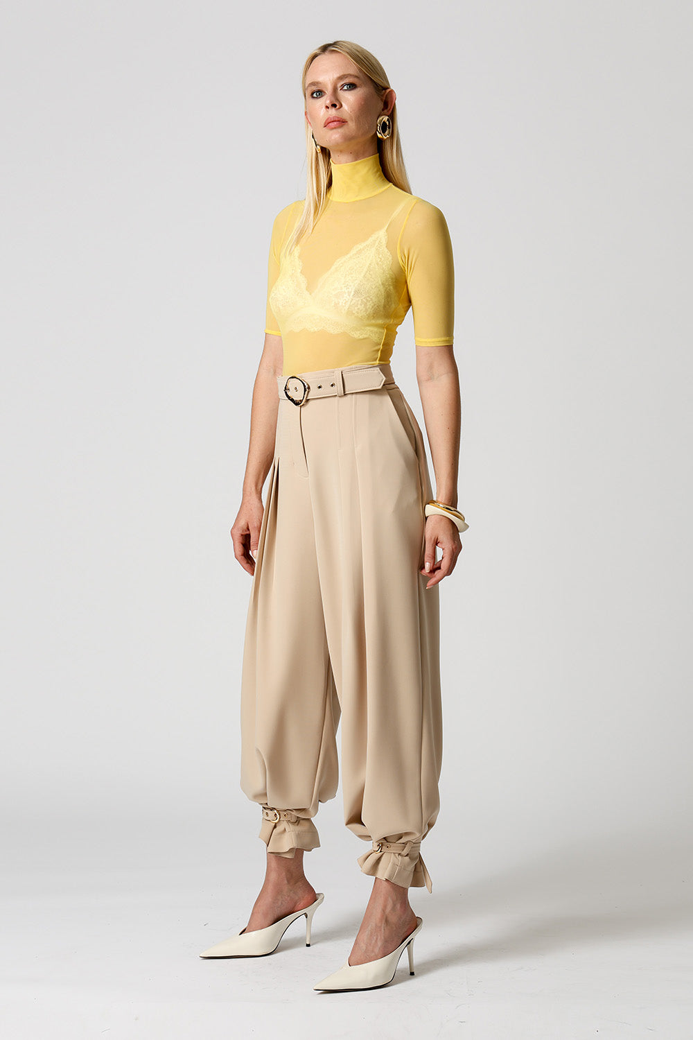 Blusa Em Tule Manga Curta - AMARELO