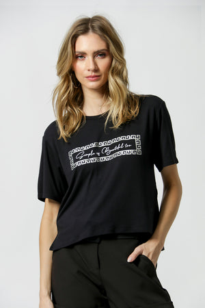 Camiseta Estampa Escrita - PRETO