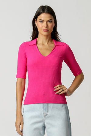 Blusa básica con cuello en V - ROSA 1