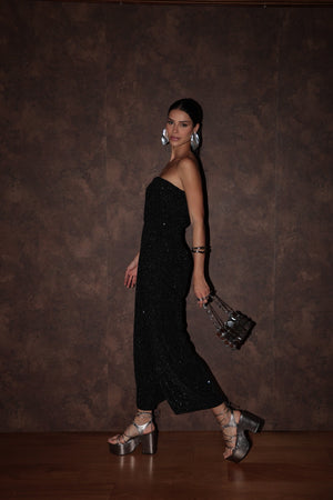 Macacão Strapless Com Pedraria