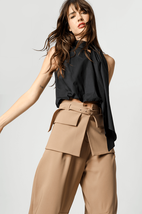 Blusa Balonê Com Gola Alta e Amarração