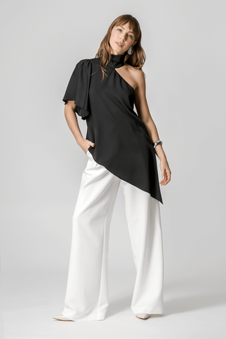 Blusa Assimétrica Com Gola - PRETO