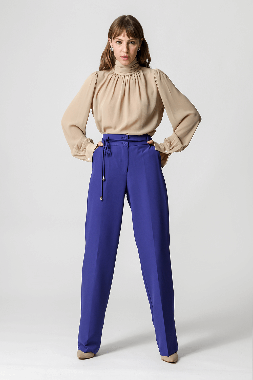 Blusa Gola Alta Com Amarração
