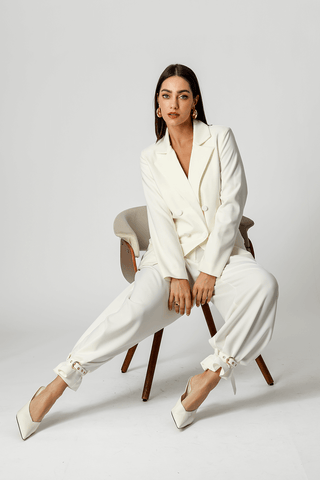 Calça Alfaiataria Com Pregas - OFF WHITE