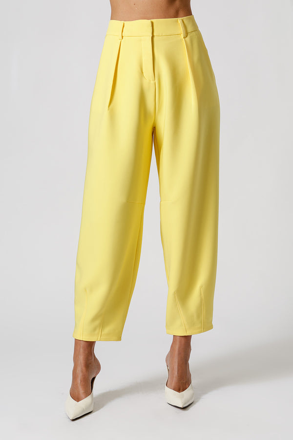 AMARELO