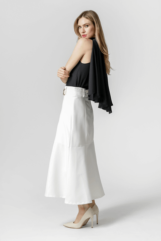 Blusa Gola Alta Com Capa - PRETO