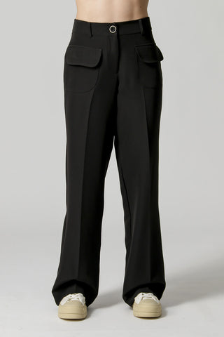Pantalones con bolsillos y solapas - NEGRO