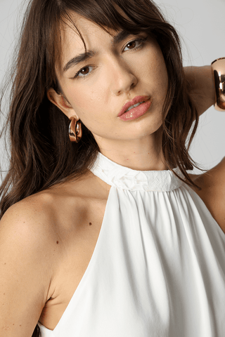 Blusa Regata Com Gola De Guipir - OFF WHITE