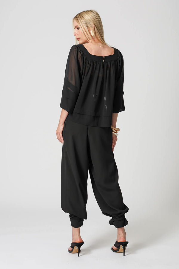 Bata de Manga Bufante Com Pregas