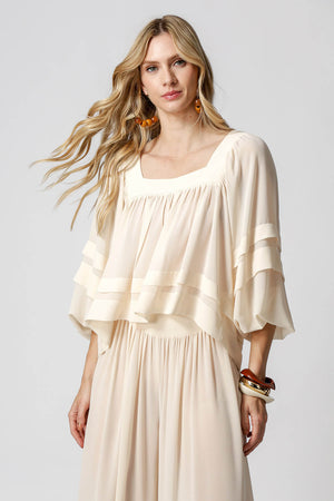 Bata de Manga Bufante Com Pregas