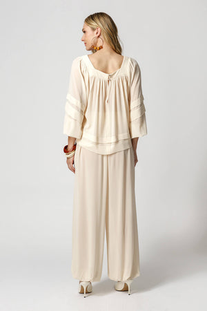 Bata de Manga Bufante Com Pregas