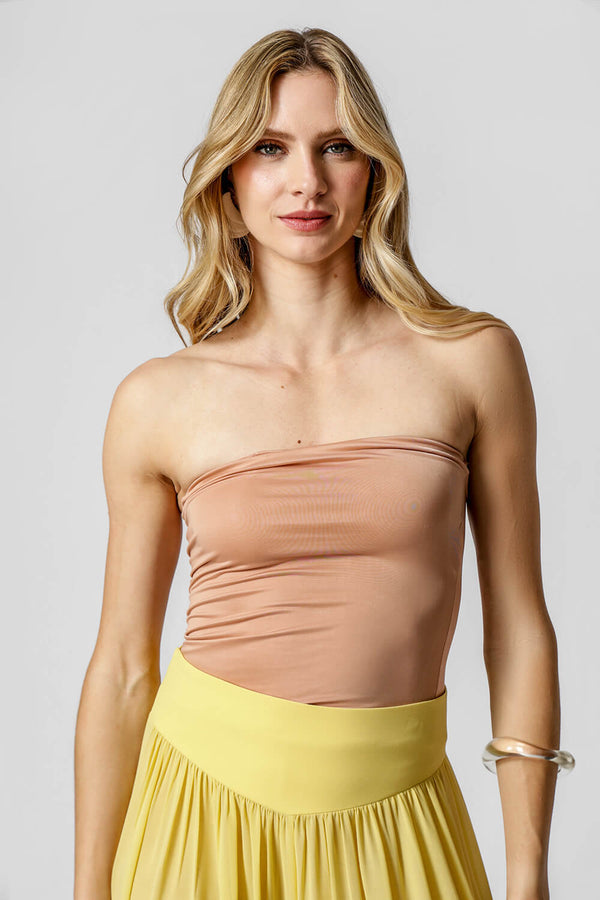 AMARELO