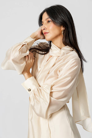 Camisa Com Laço Amplo