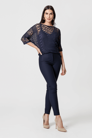 Blusa Retilínea Vazada - MARINHO