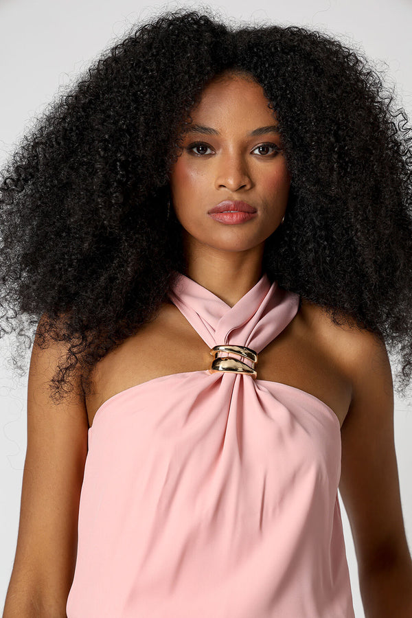 Blusa Com Fivela No Decote