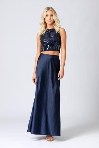 Blusa corta bordada - AZUL MARINO