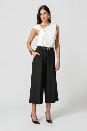 Blusa Decote Assimétrico Com Prega