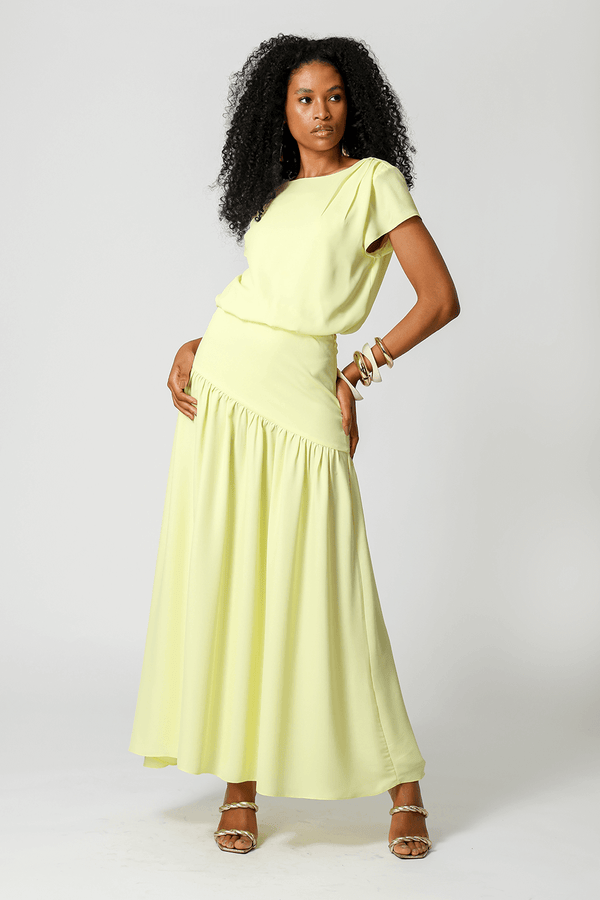AMARELO