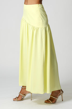 AMARELO