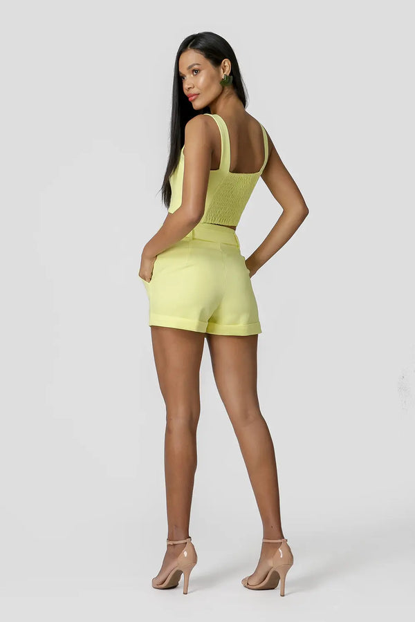 AMARELO