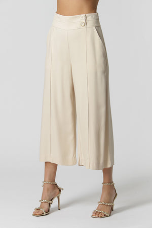 Calça Pantacourt Cós Duplo