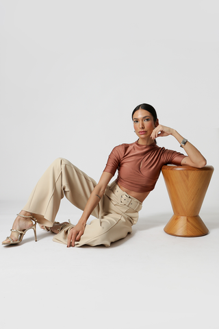 Blusa con escote cruzado - BRONCE